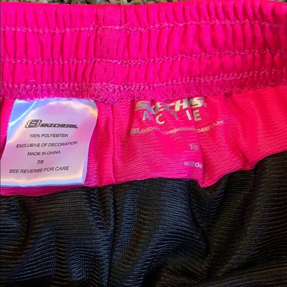 Shorts - Picture 3 of 3